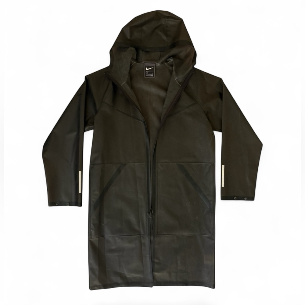 NWOT Rare Nike Tech Pack Windrunner TPU Rain Parka - Black CJ5128-010 - Small